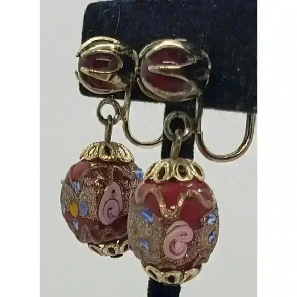 Vintage Earrings Garnet Red Wedding Cake Venetian Art Glass Bead Dangle 10k GP - Picture 3 of 10